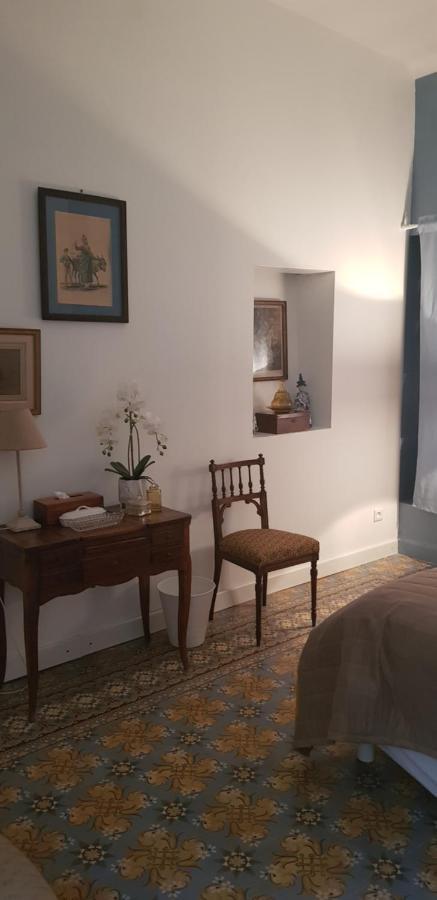 Jolie Maison De Ville La Petite Magnanerie La Roque-d'Antheron Eksteriør billede